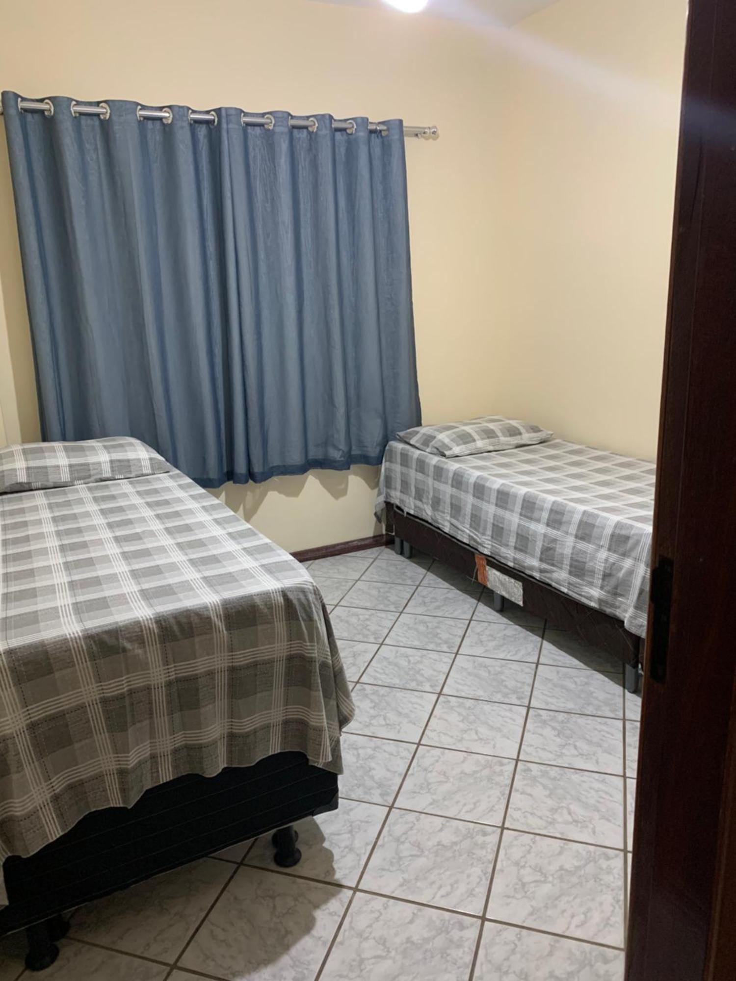 Solar De Bruna - Apartamento Com 2 Qts - 1 Suite - Garagem Coberta - Wi-Fi - Netflix - Acomoda 6 Pessoas A 70 Metros Da Praia Guarapari Esterno foto