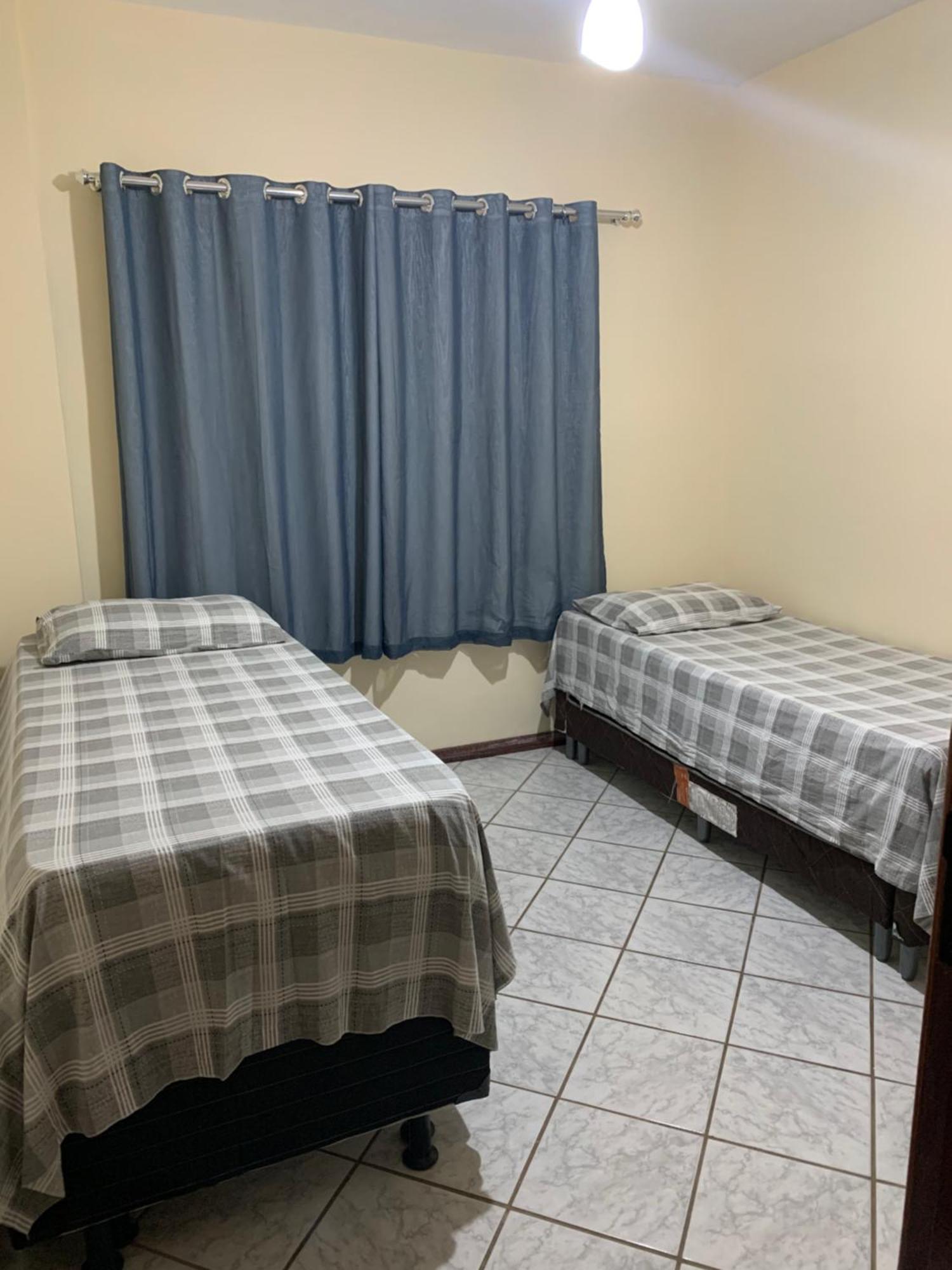 Solar De Bruna - Apartamento Com 2 Qts - 1 Suite - Garagem Coberta - Wi-Fi - Netflix - Acomoda 6 Pessoas A 70 Metros Da Praia Guarapari Esterno foto